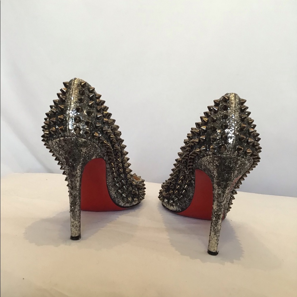 Christian Louboutin Glitter Pump with Studs - Picture 3 of 5